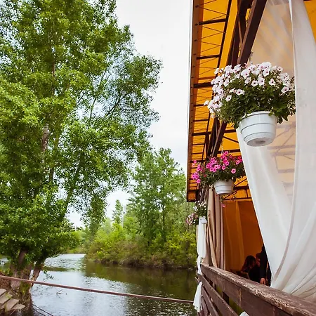Hotell Dacha Na Desne *